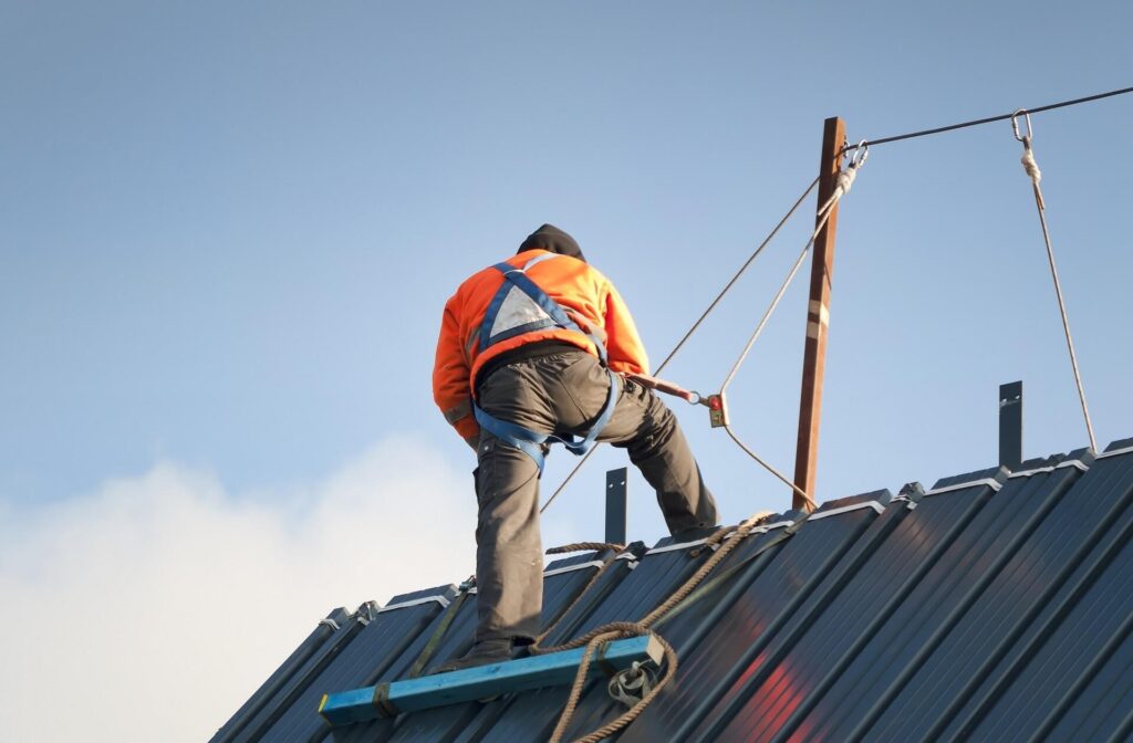 Home-Bradenton Metal Roof Installation & Repair Contractors