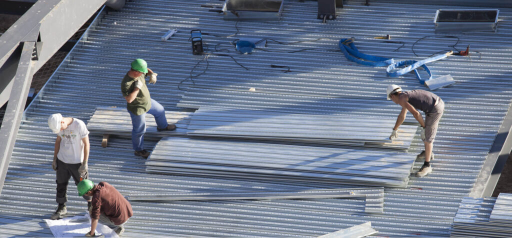 Metal Roof Replacement-Bradenton Metal Roof Installation & Repair Contractors
