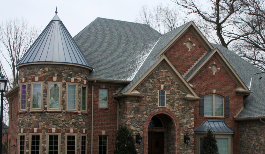 Tapered Panels Metal Roof-Bradenton Metal Roof Installation & Repair Contractors